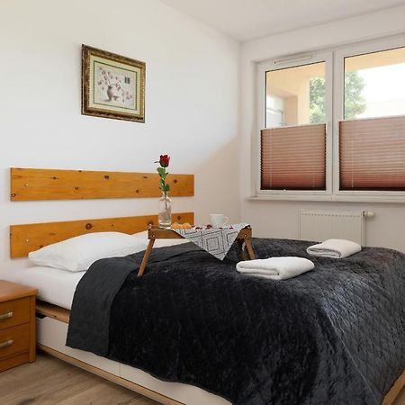 Apartamenty Wisniowy Sad By Noclegi Renters Колобжег Экстерьер фото