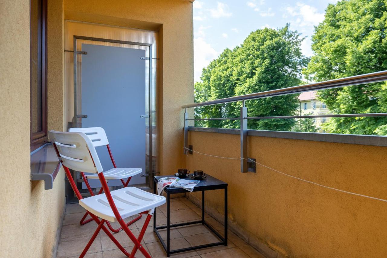 Apartamenty Wisniowy Sad By Noclegi Renters Колобжег Экстерьер фото