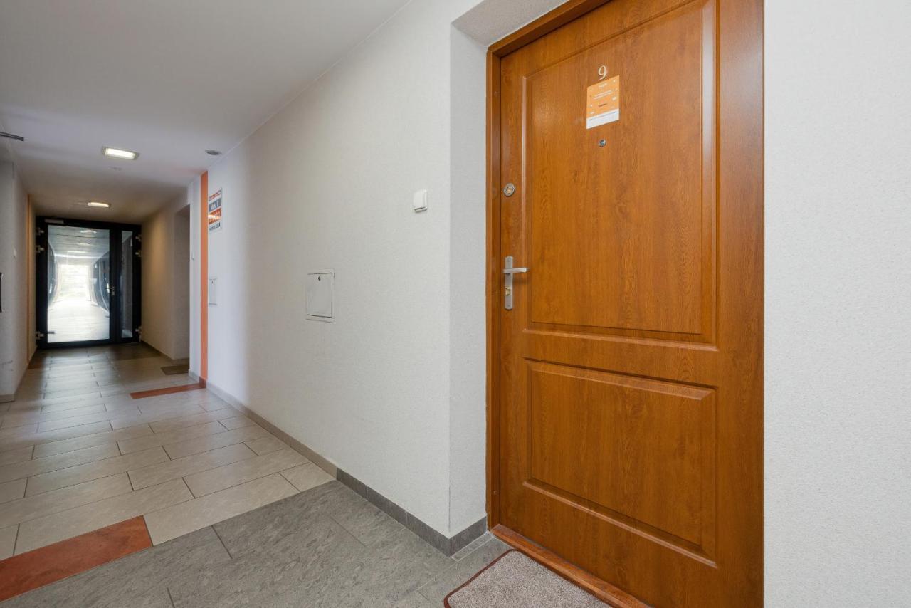 Apartamenty Wisniowy Sad By Noclegi Renters Колобжег Экстерьер фото