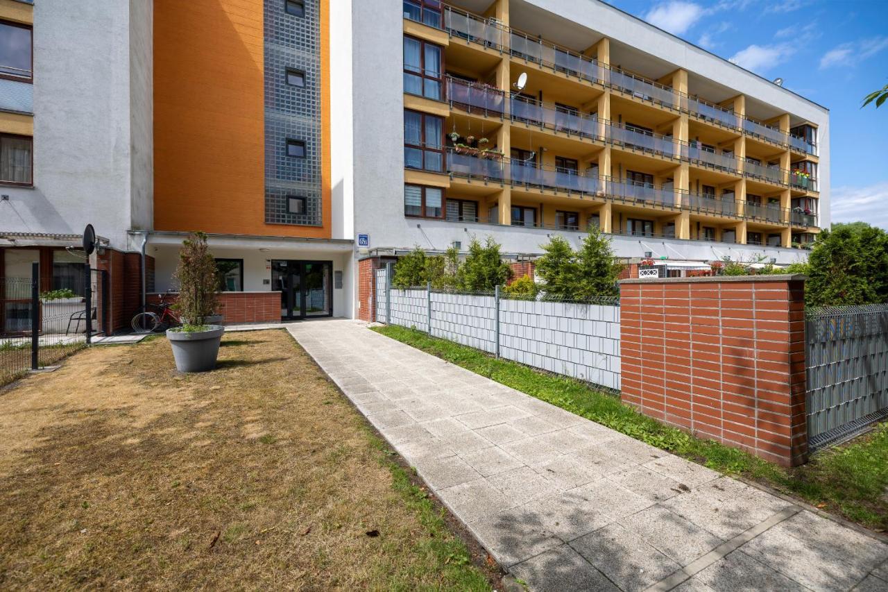 Apartamenty Wisniowy Sad By Noclegi Renters Колобжег Экстерьер фото