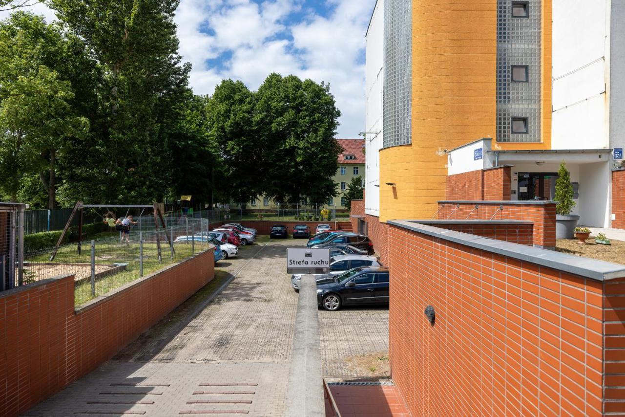 Apartamenty Wisniowy Sad By Noclegi Renters Колобжег Экстерьер фото